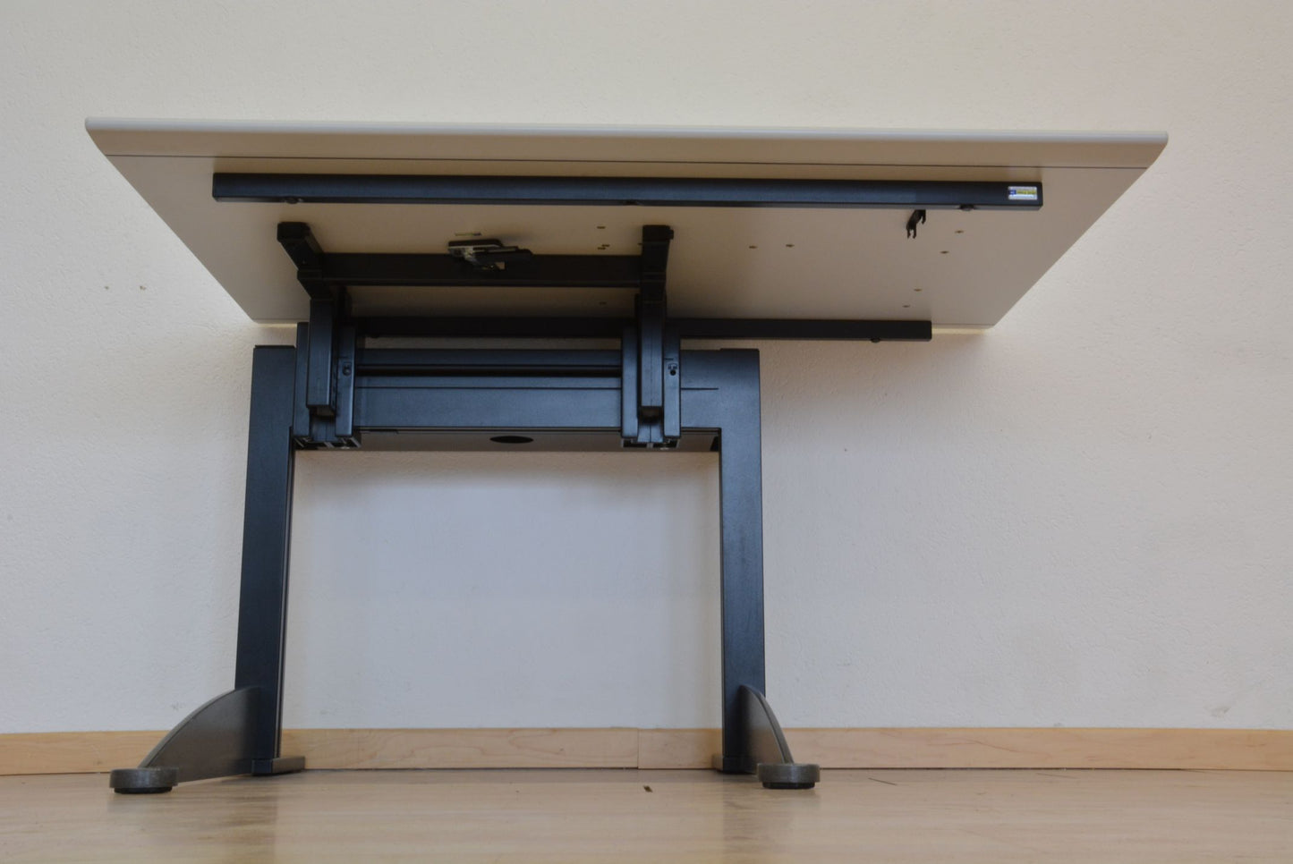 Elan Euroffice Schreibtisch Lichtgrau - 1200 x 800mm