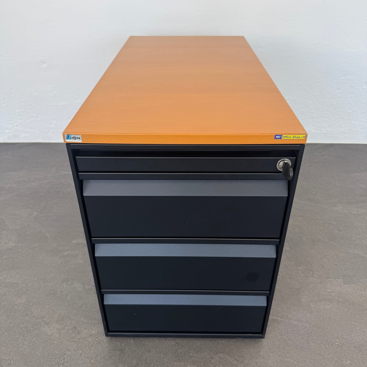 Lista Office Serie L Unterstell-Korpus in schwarz mit Holzdeckblatt