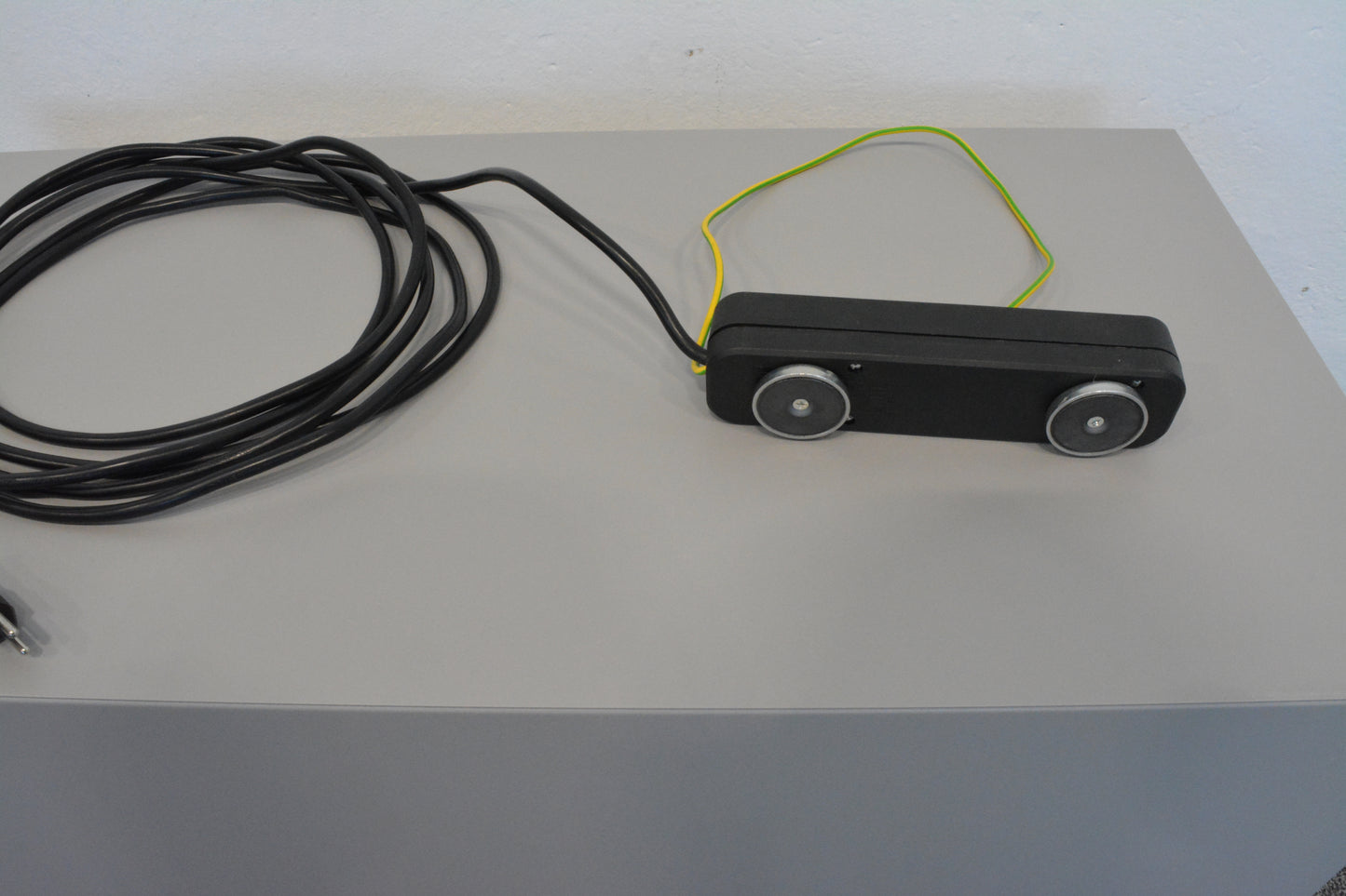 Max Hauri Mehrfachsteckdose mit Magnethalterung
