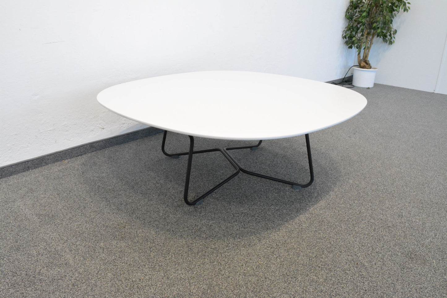 Alias Salon-Couchtisch 1200x1200mm