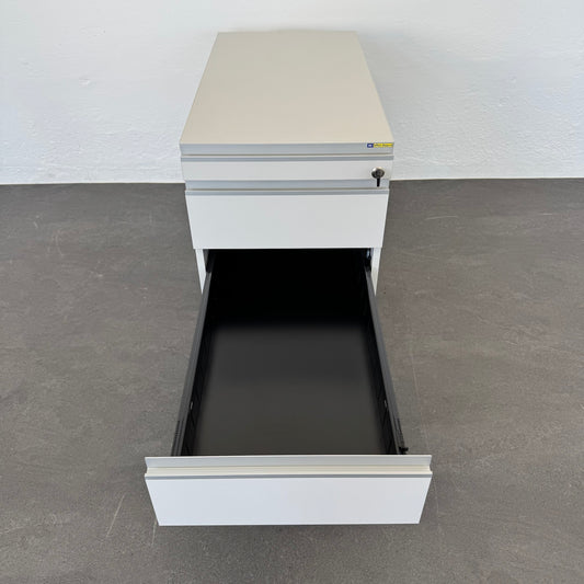 Denz D3 Roll-Korpus mittlere Schublade offen