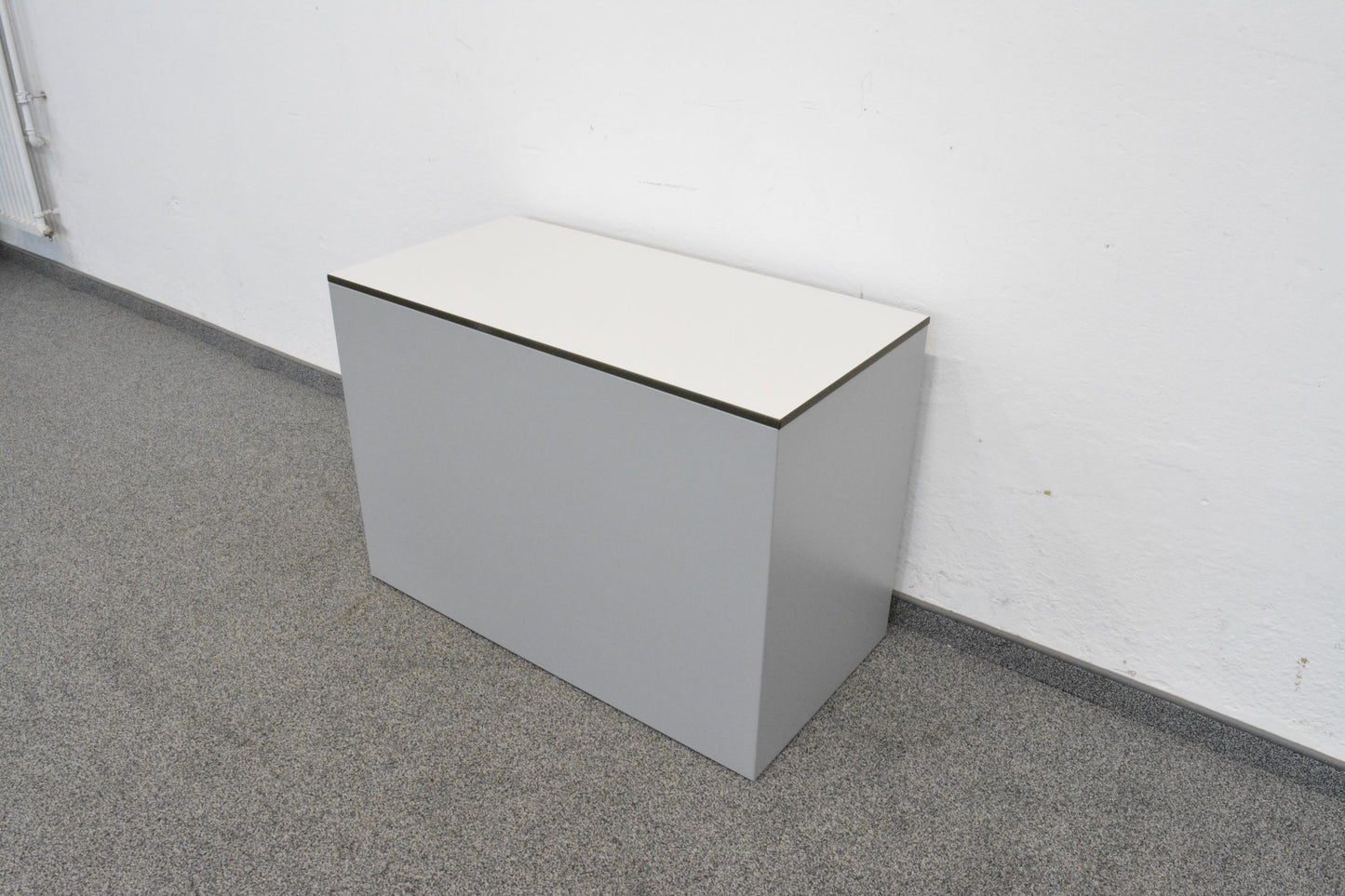 Lista Office Serie L Unterstell-Korpus Ansicht von hinten