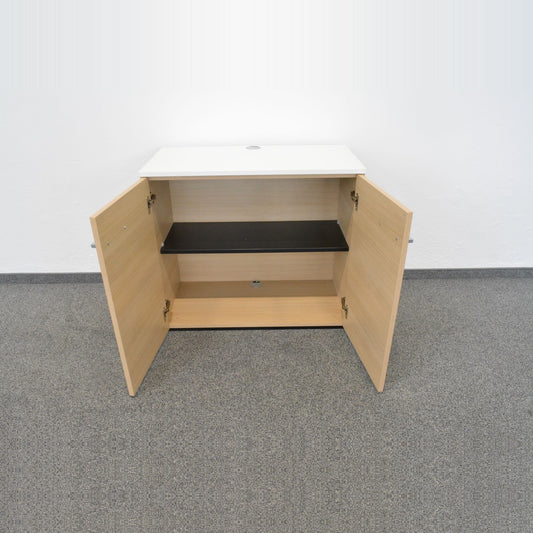 Echo Flügeltür-Aktenschrank Frontansicht mit geöffneten Türen