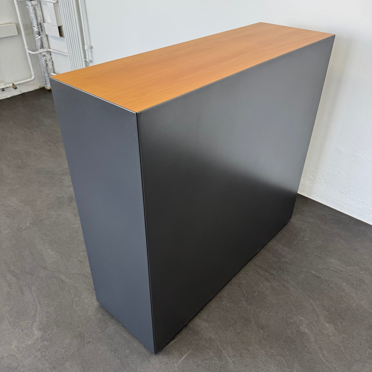 Ergodata nova'basic Lateralschrank mit Schlüssel