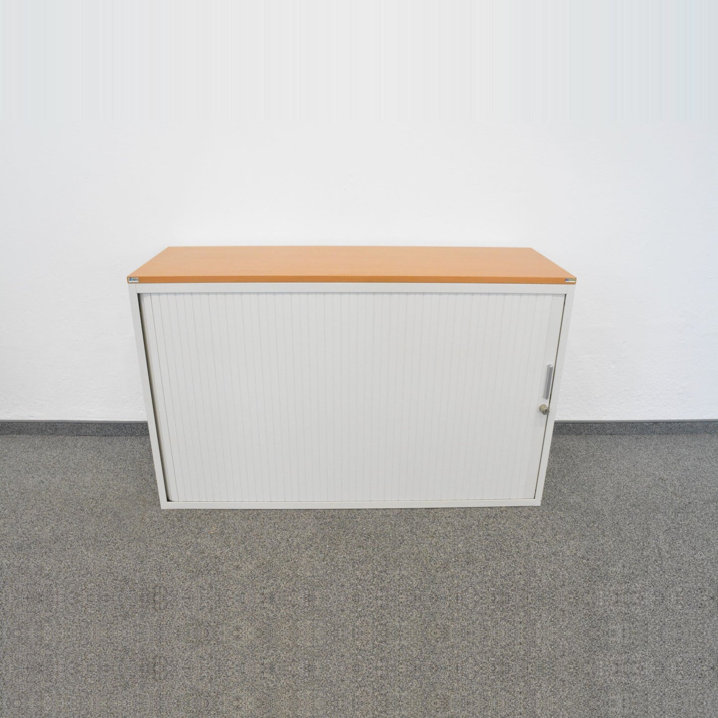 Lista Office Storage Lateralschrank Metall Weiss mit Holzdeckblatt