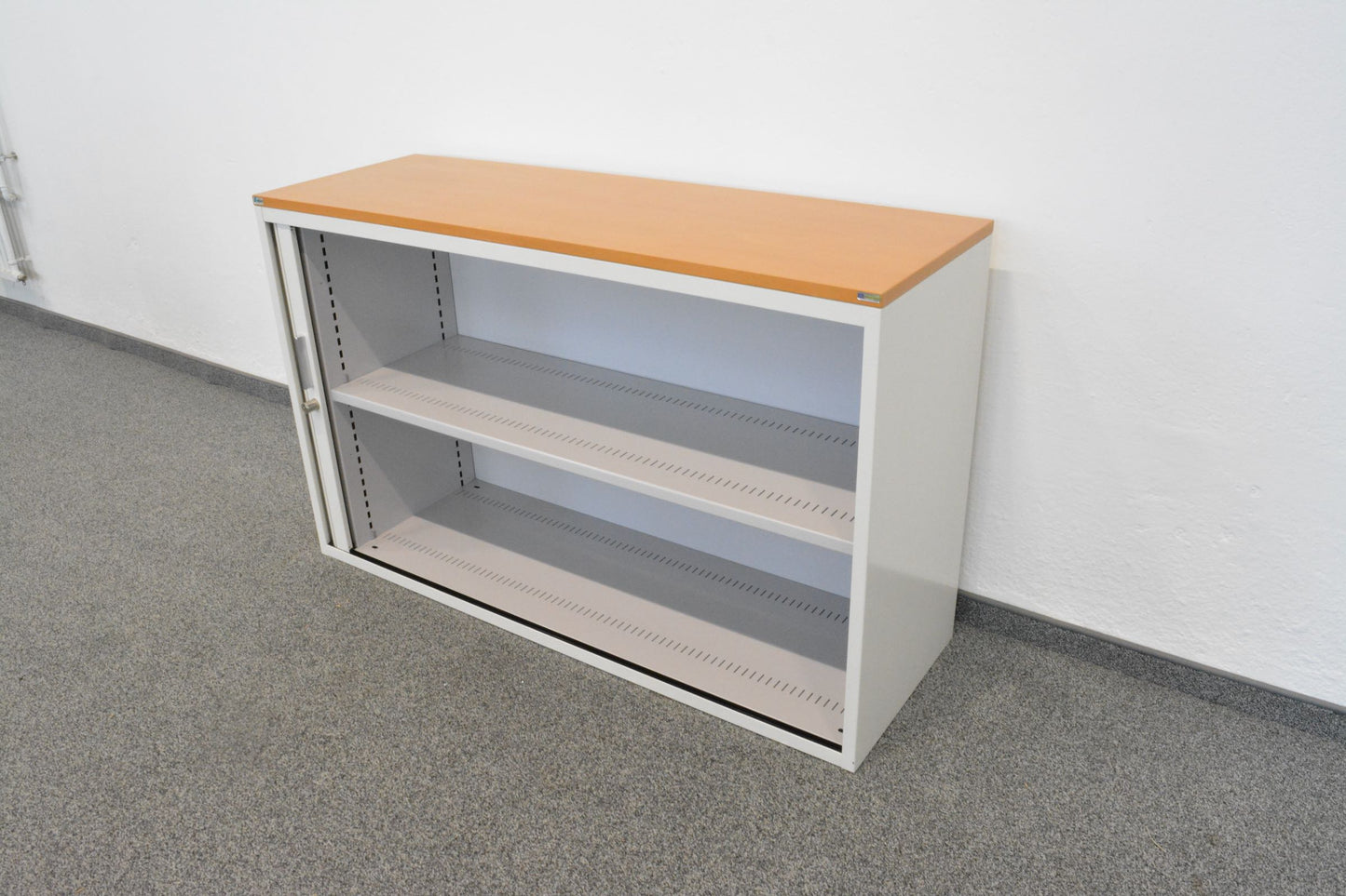 Lista Office Storage Lateralschrank mit 1 Fachboden