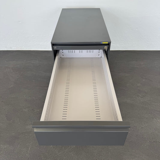 Lista Office Serie L Roll-Korpus mit Schublade offen