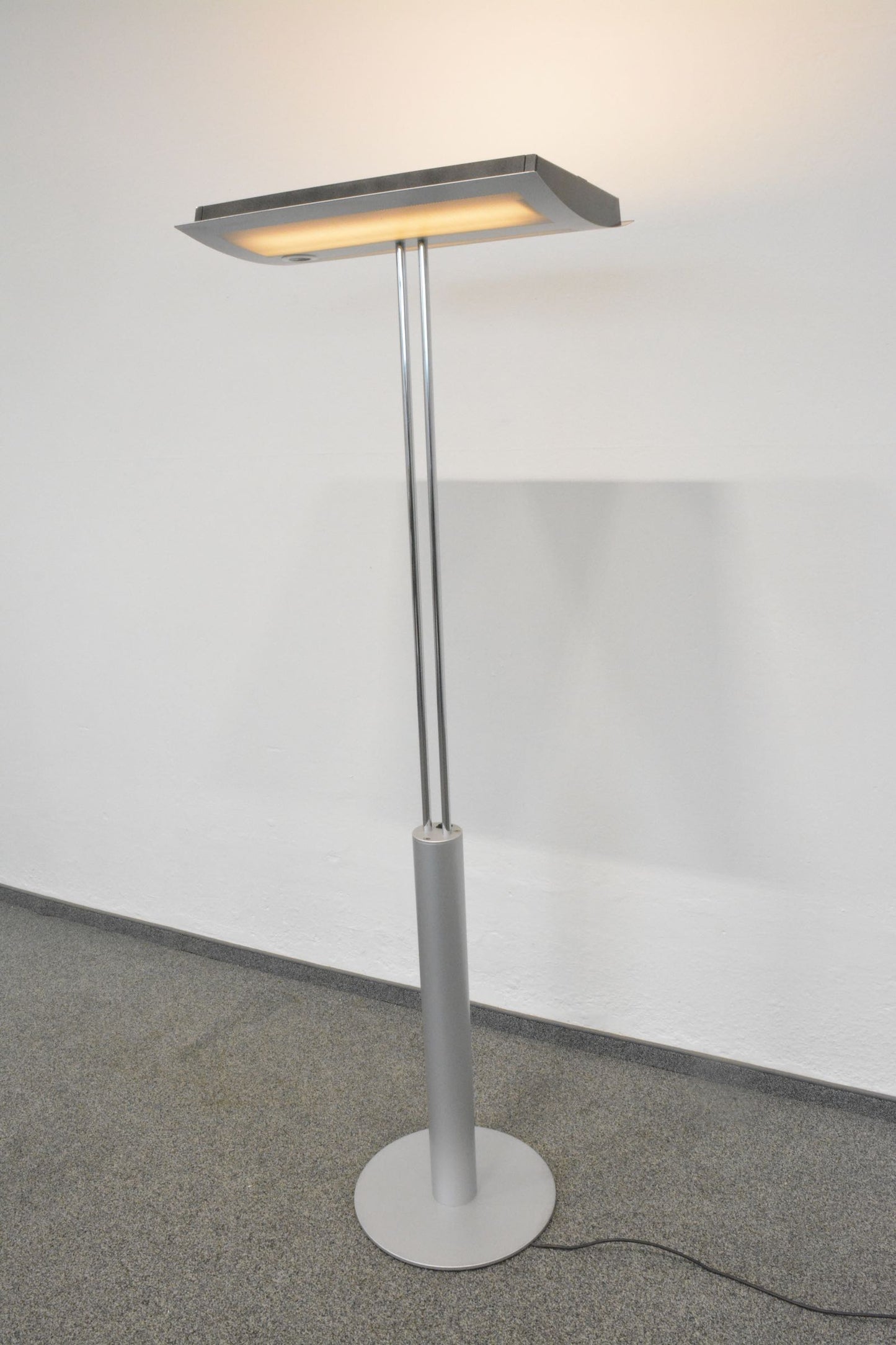 Regent Pro Light Indirekt-/Direktleuchte mit Sensor