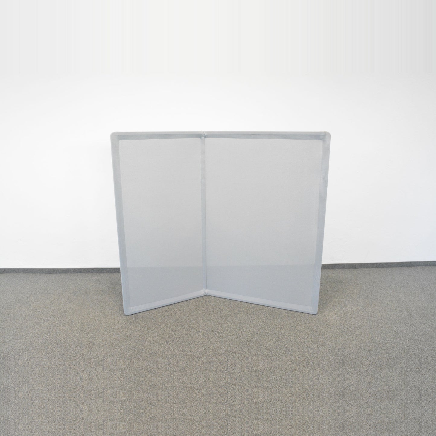 Steelcase B-Free Trennwand in Hellgrau einklappbar