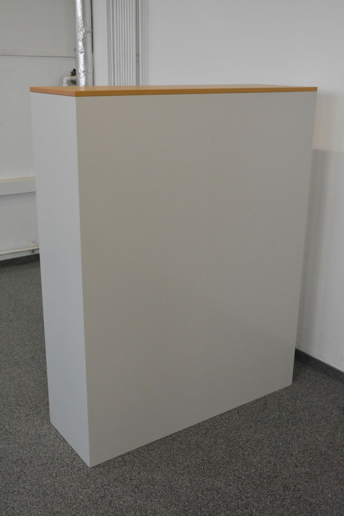 Lista Office Storage Lateralschrank von hinten