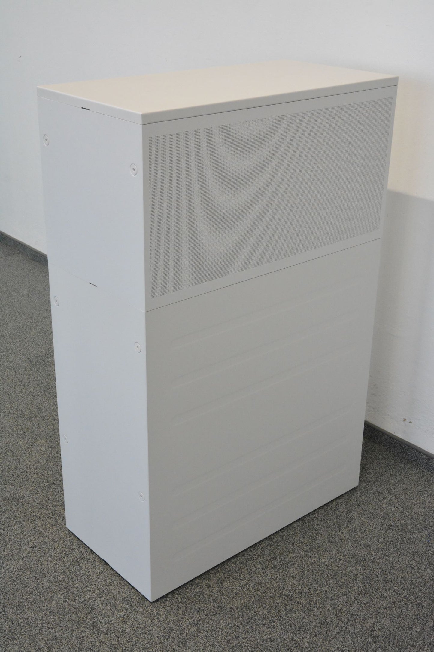Lista Office Qub Modul-Kombination von hinten