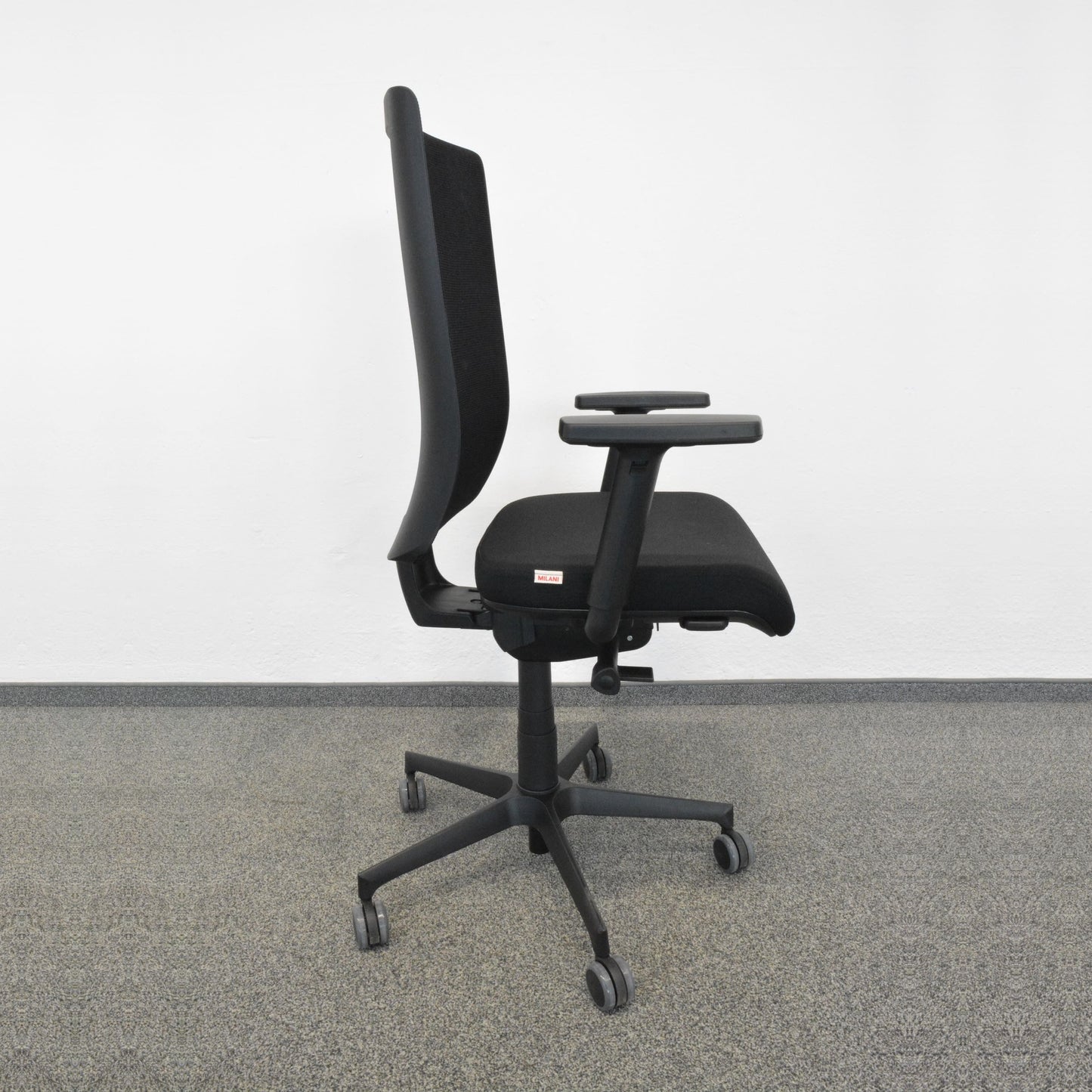 Milani Lex Bürodrehstuhl mit Armlehnen