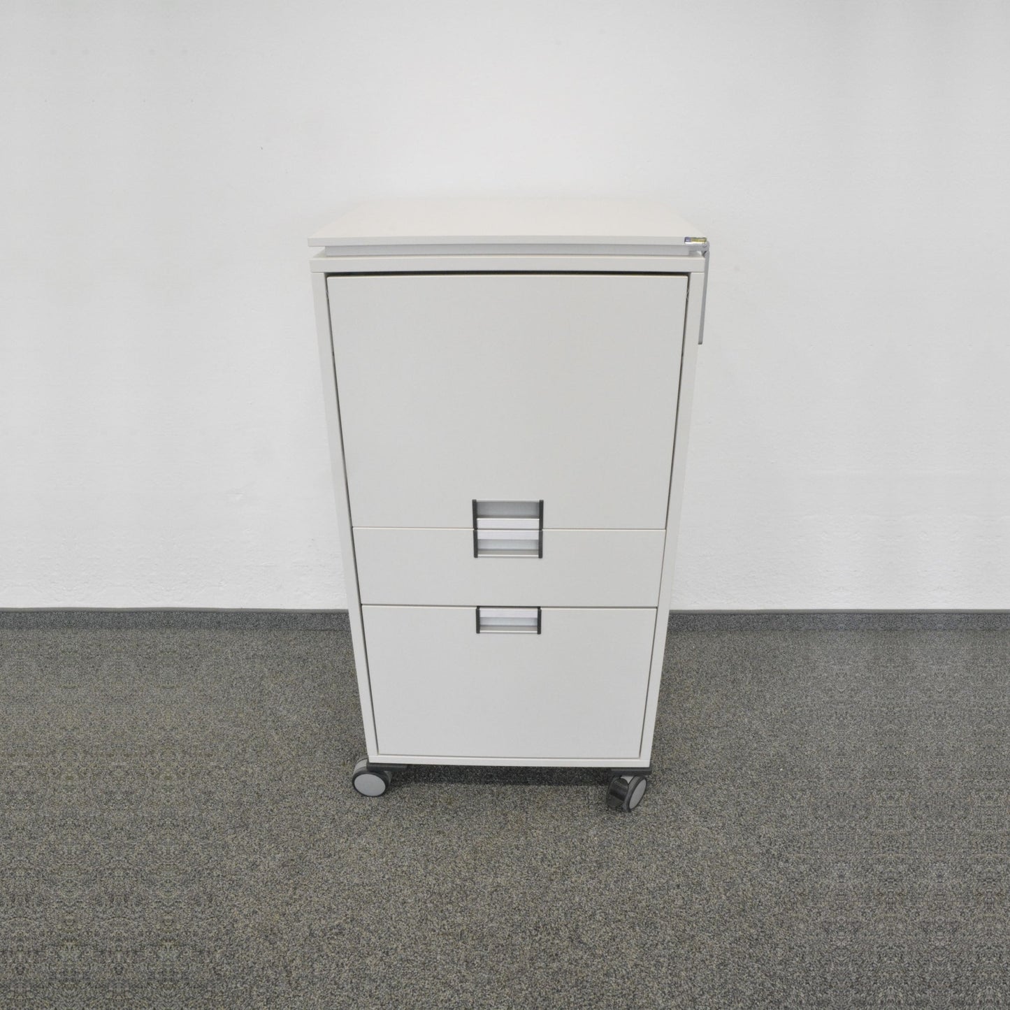 Steelcase Share It Roll-Caddy Spanplatte Lichtgrau Hell
