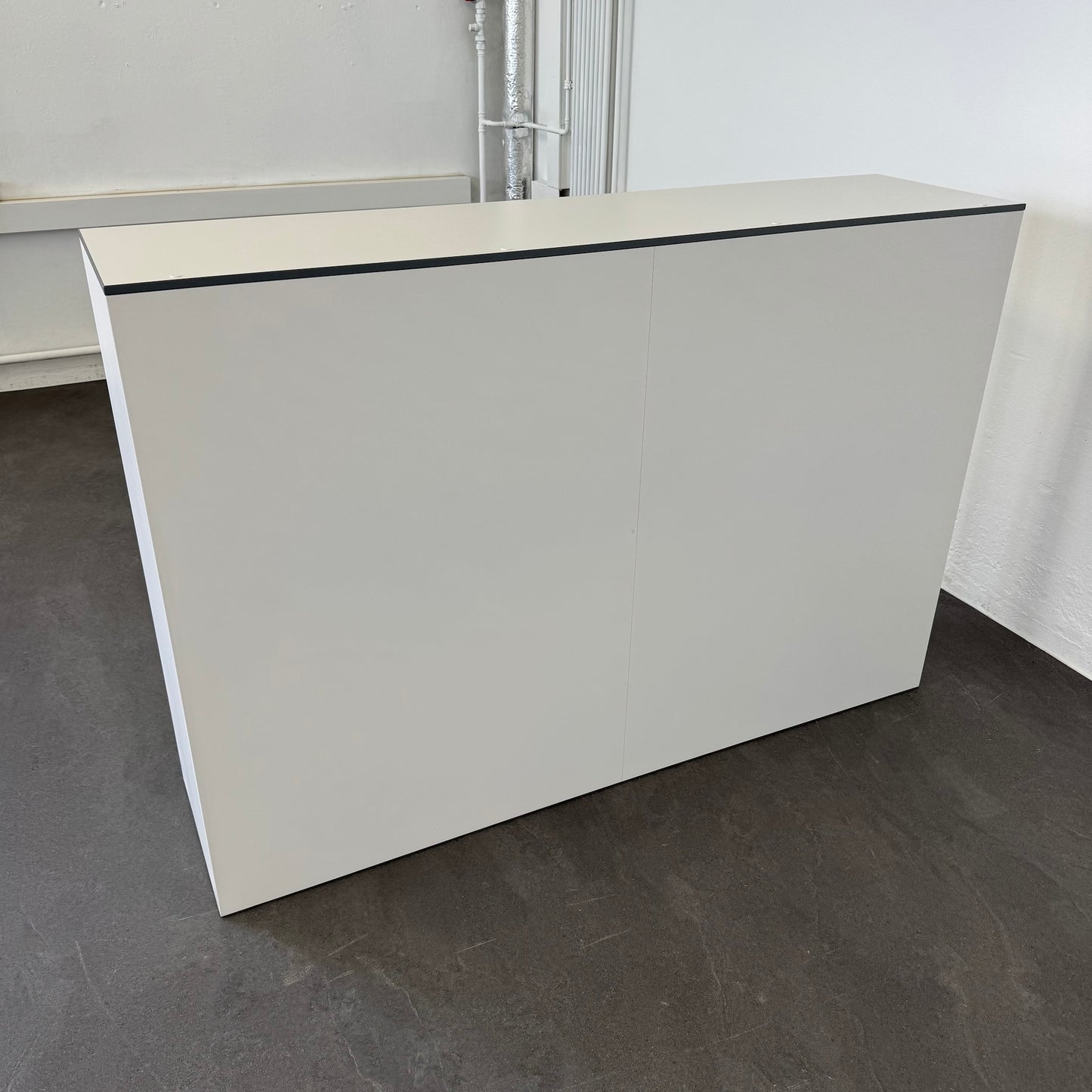 Lista Storage Schiebetür-Aktenschrank Ansicht von hinten