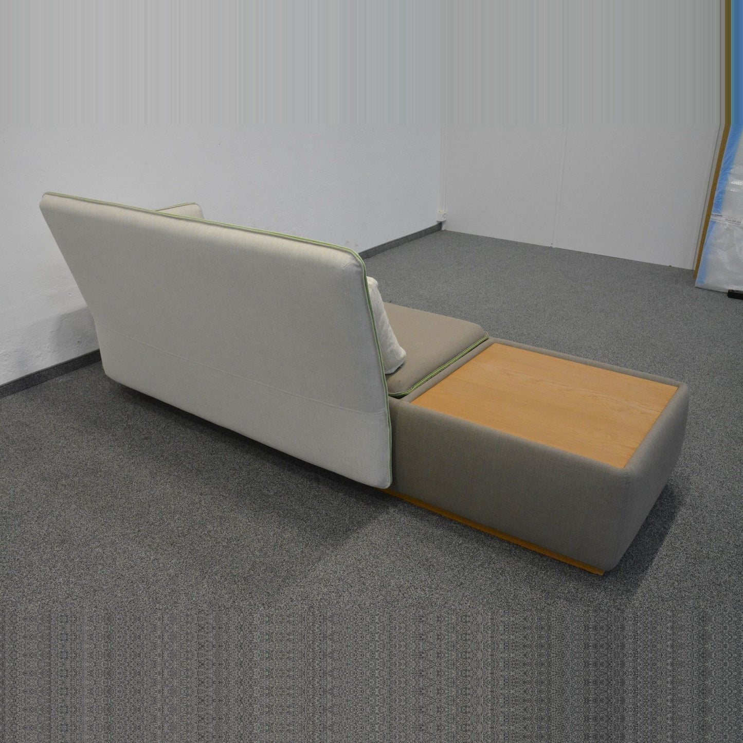 Casala Palau Stream Lounge Sofa von hinten