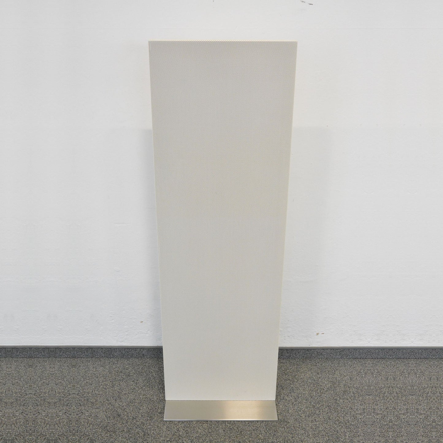 Aldisplays Premium Präsentations-Wand Metall weiss