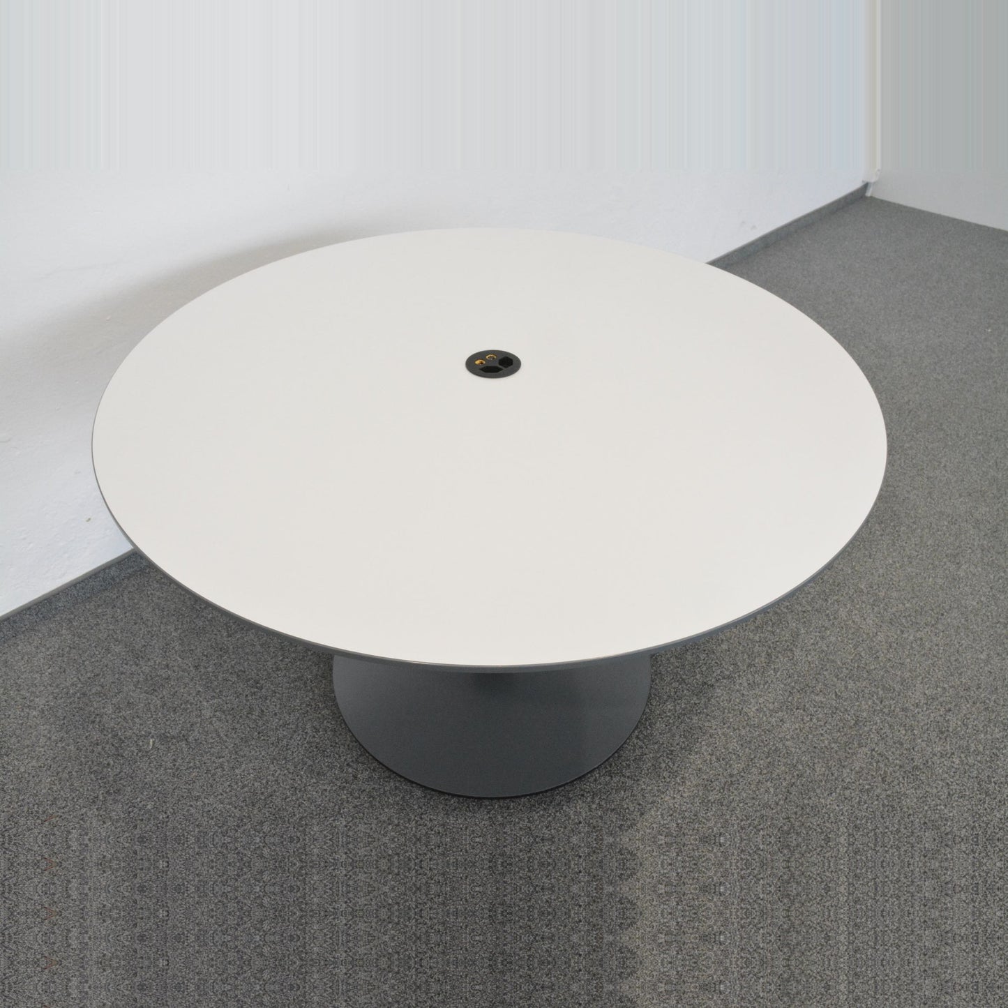 Lista Office Motion Sitzungstisch Rund mit 1200mm Durchmesser