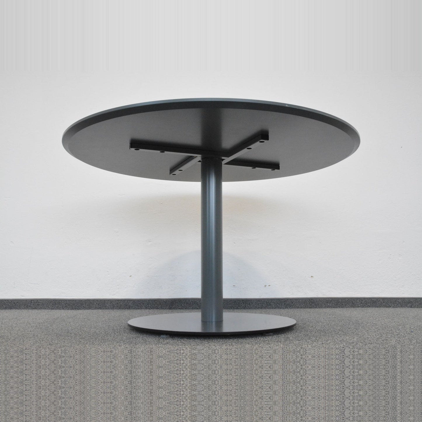 Lista Office Motion Sitzungstisch Ansicht von unten