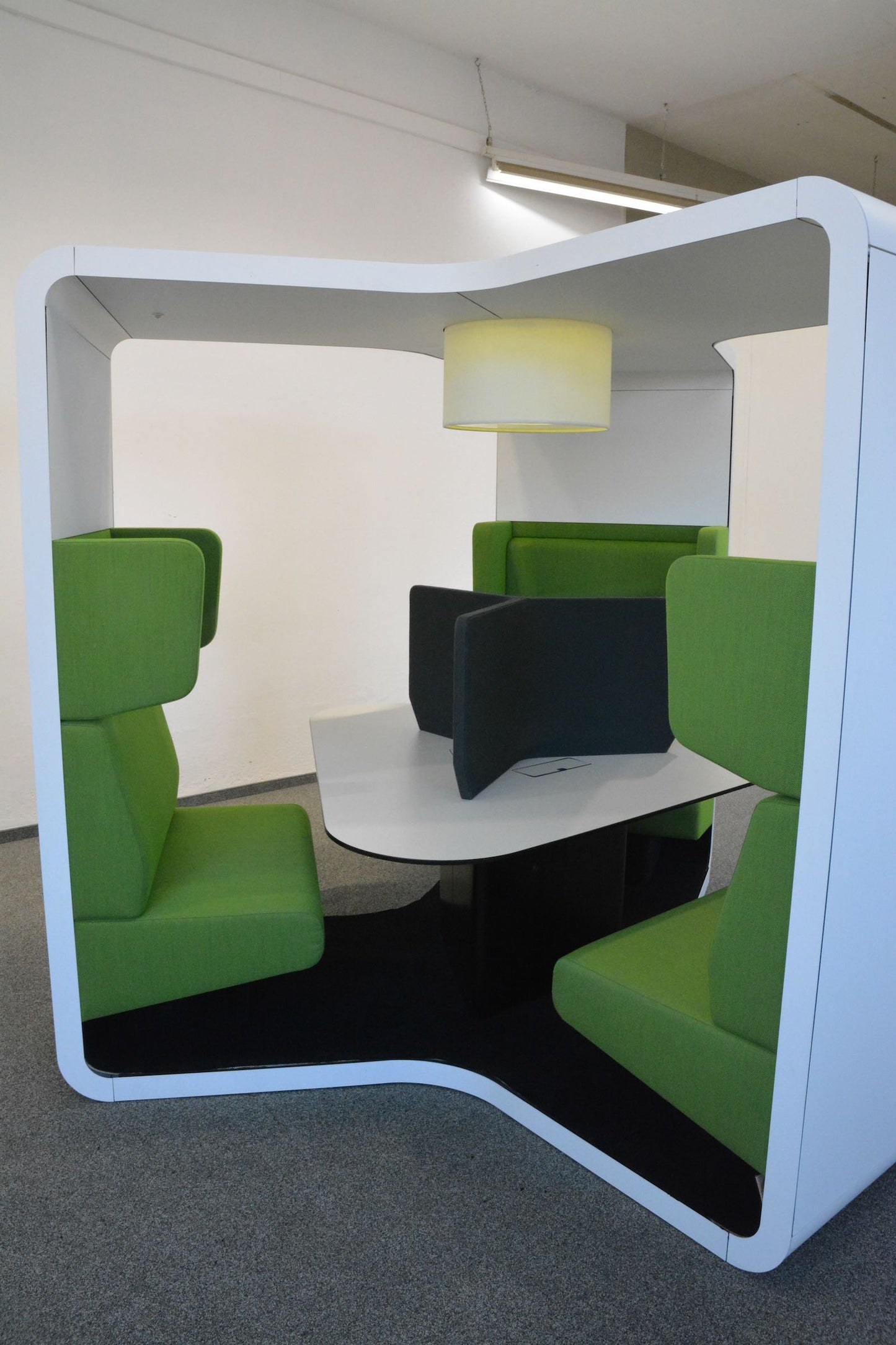 Lista Office Mindport Touch Down mit Tischplatte Weiss