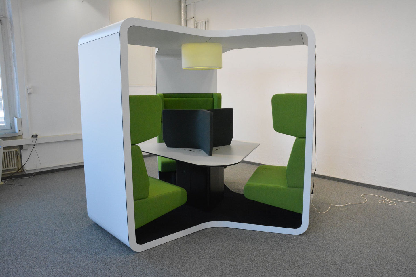 Lista Office Mindport Touch Down von der Seite