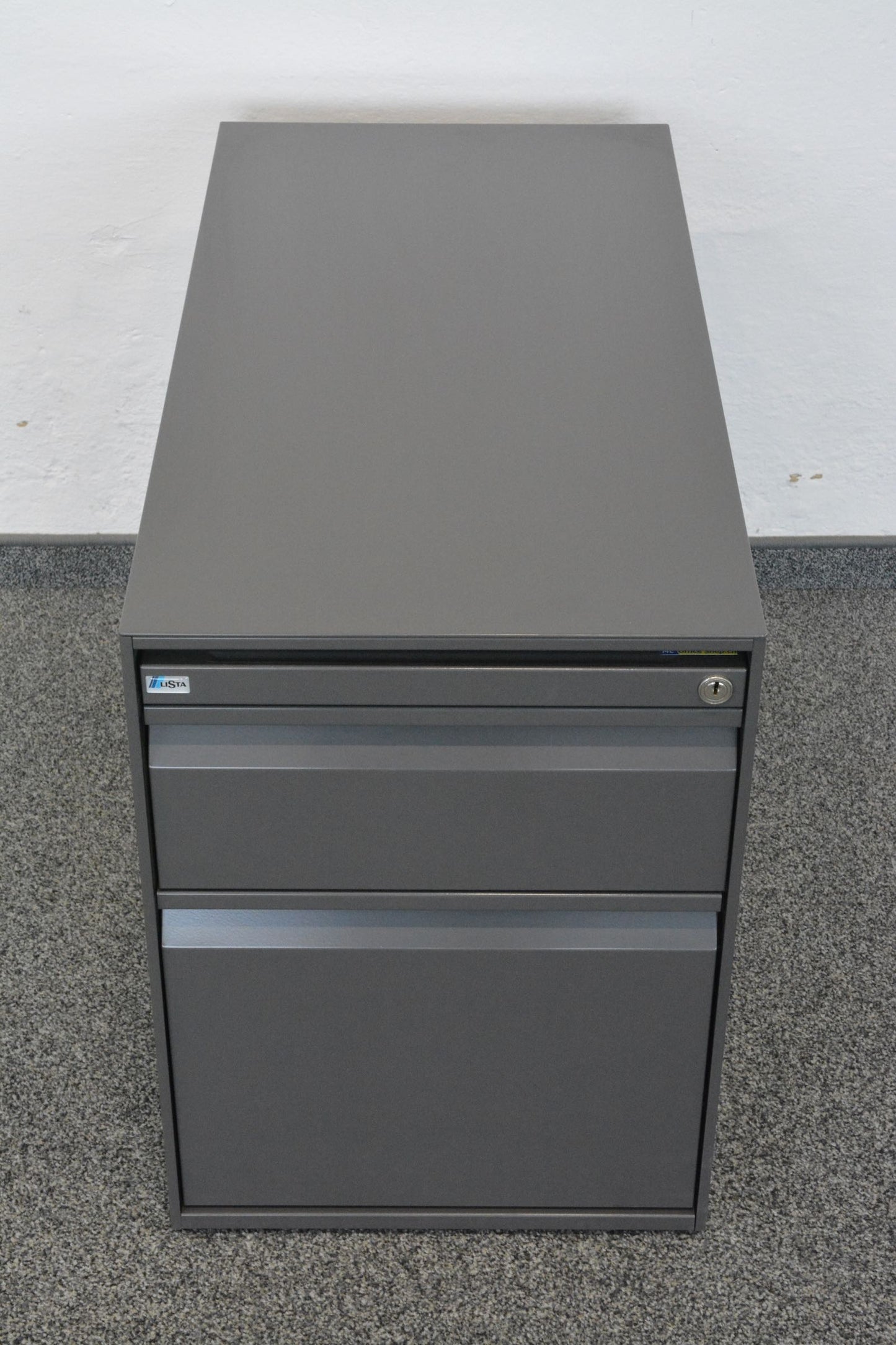 Lista Office Serie L Unterstell-Korpus