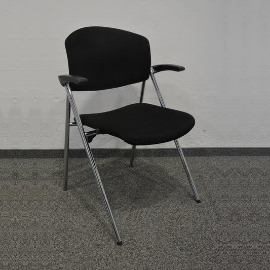 Drabert Seminario Sitzungsstuhl mit Armlehnen