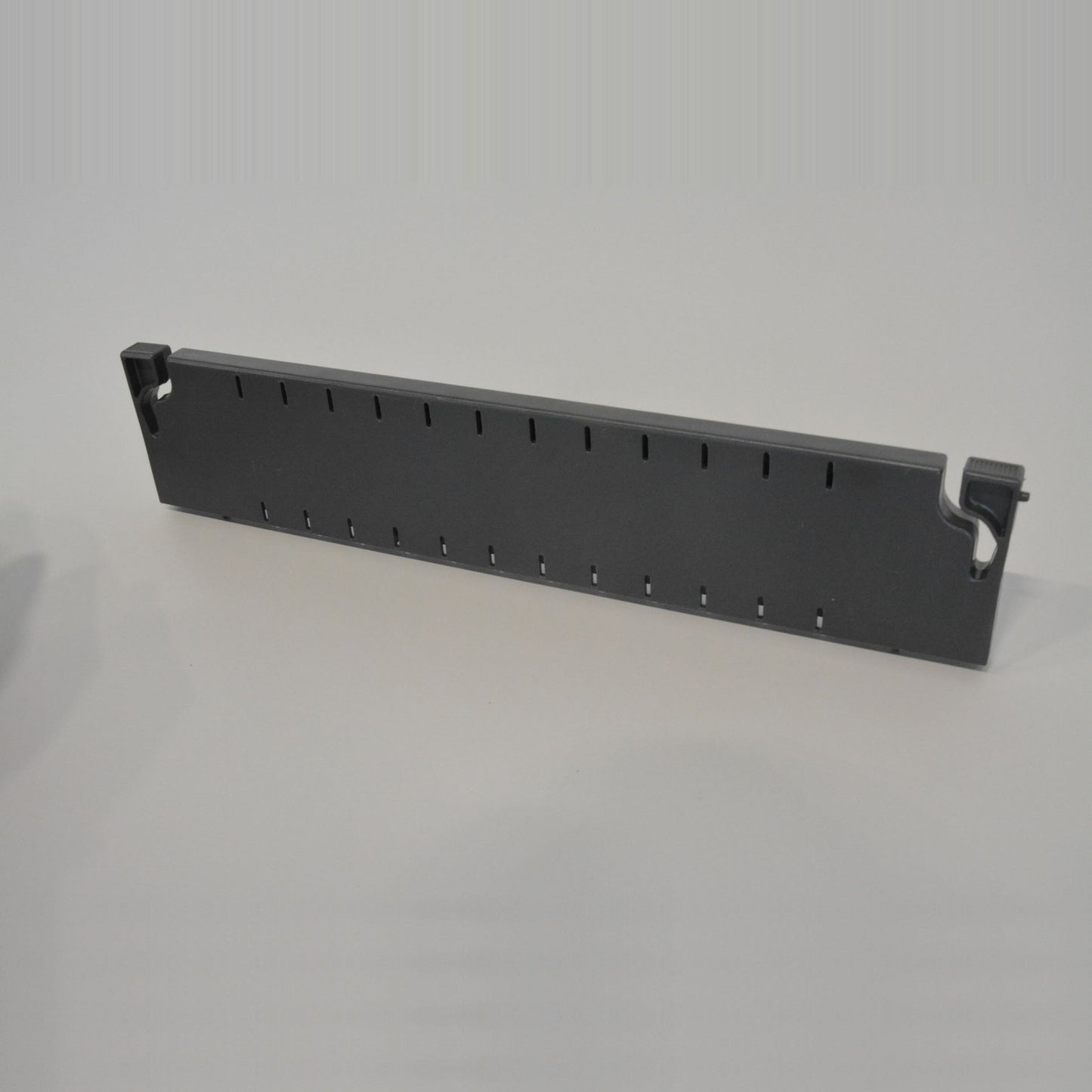 Hettich Modul Trenner für Korpus mit einer Höhe von 68mm