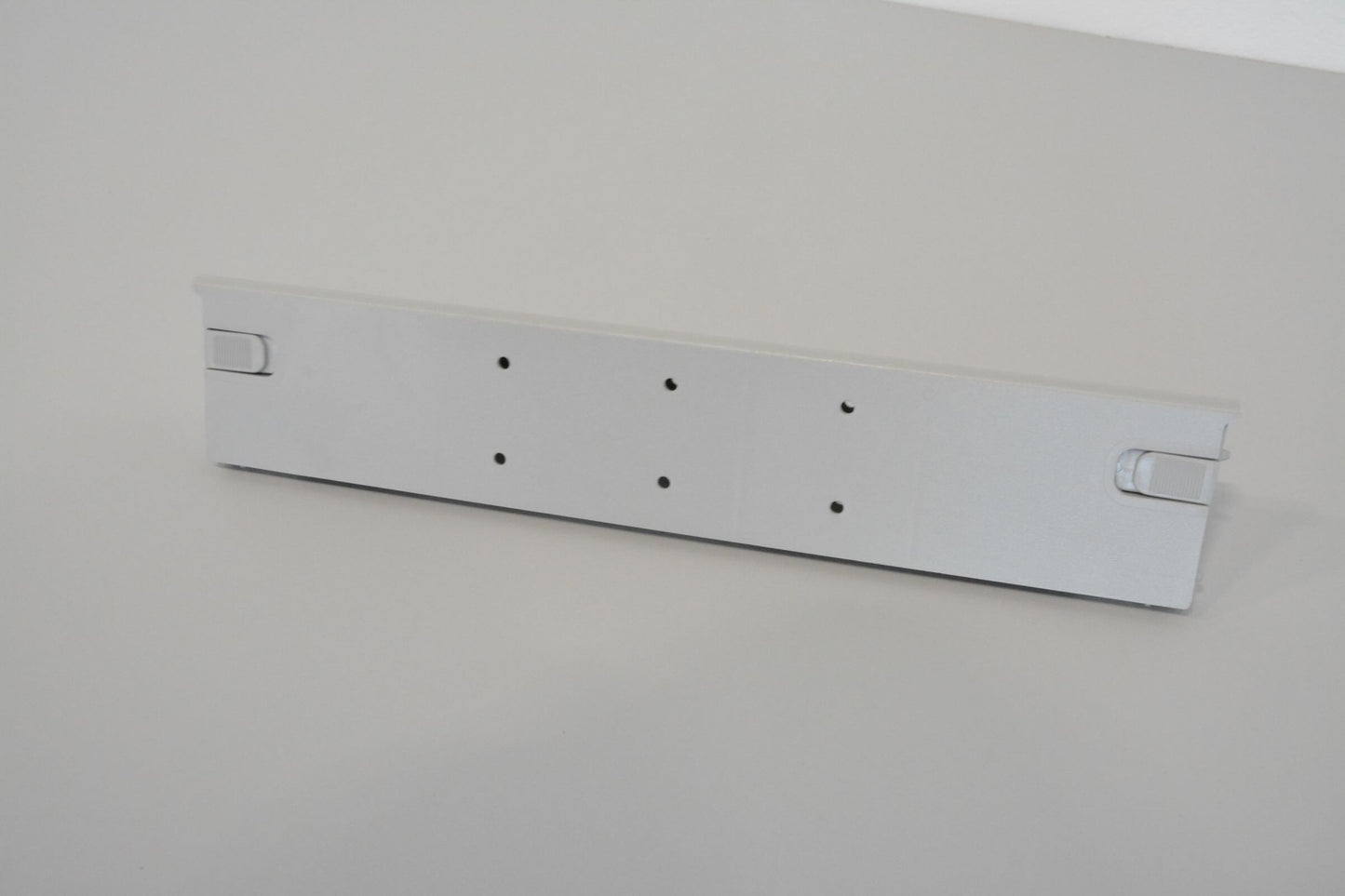 Hettich Modul Trenner für Korpus mit einer Höhe von 65mm