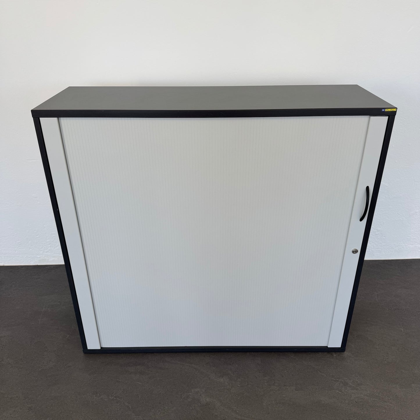 Elan Euroffice Lateralschrank aus Spanplatte Anthrazit und Lichtgrau