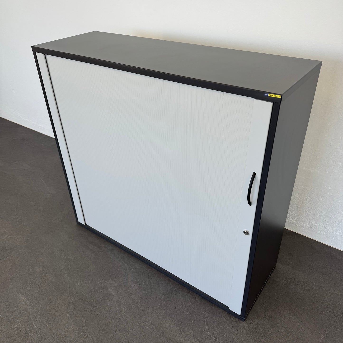 Elan Euroffice Lateralschrank von rechts