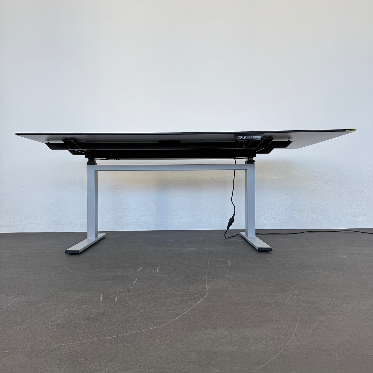 Lista Office LO Choice Sitz-Steh-Schreibtisch Ansicht von unten
