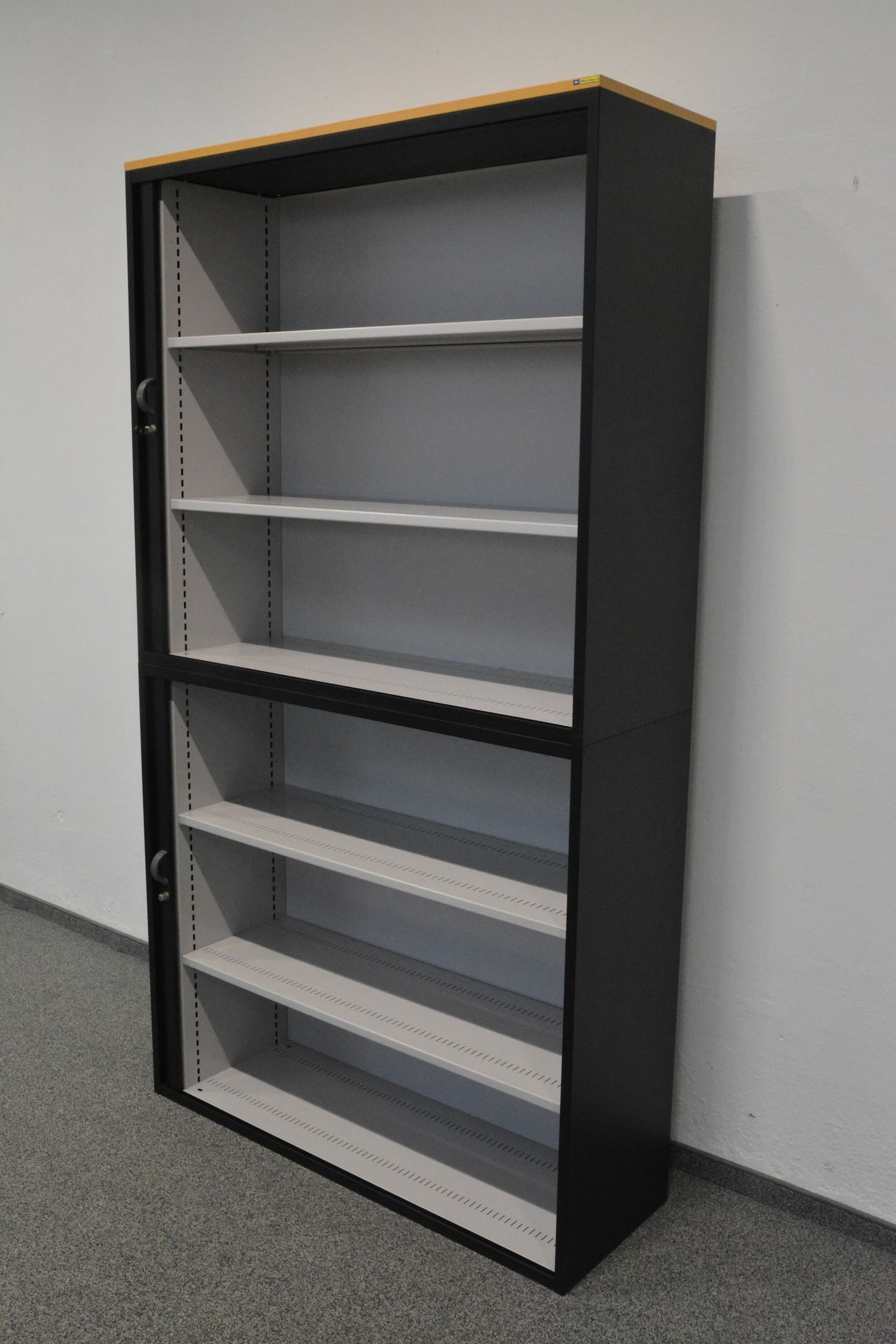 Lista Office Storage Lateralschrank 1200mm breit