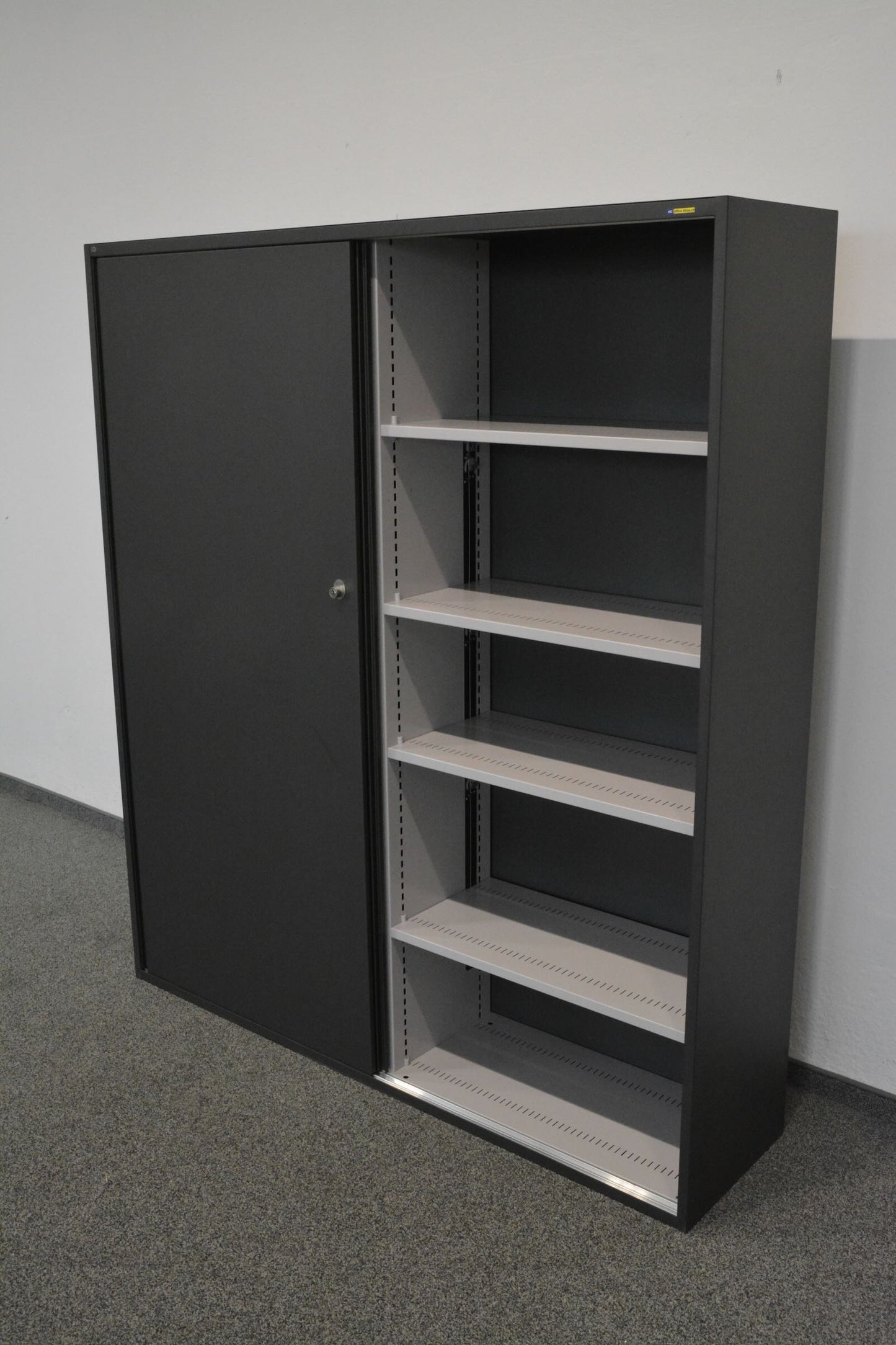 Lista Storage Schiebetür-Aktenschrank 1600mm breit