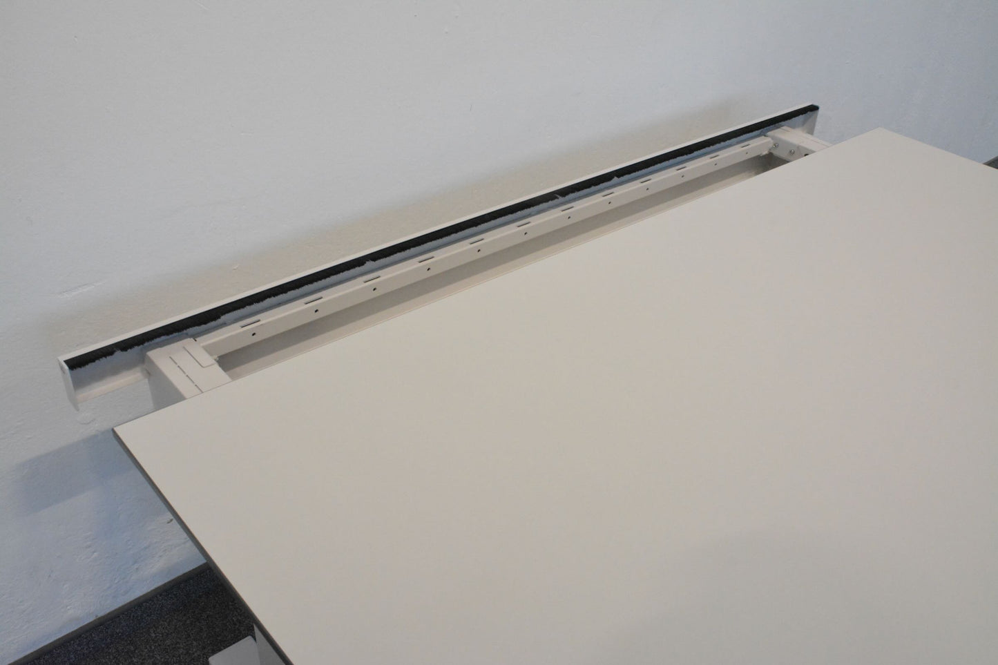 Lista Office LO Extend Schreibtisch Foto Platte vorgezogen