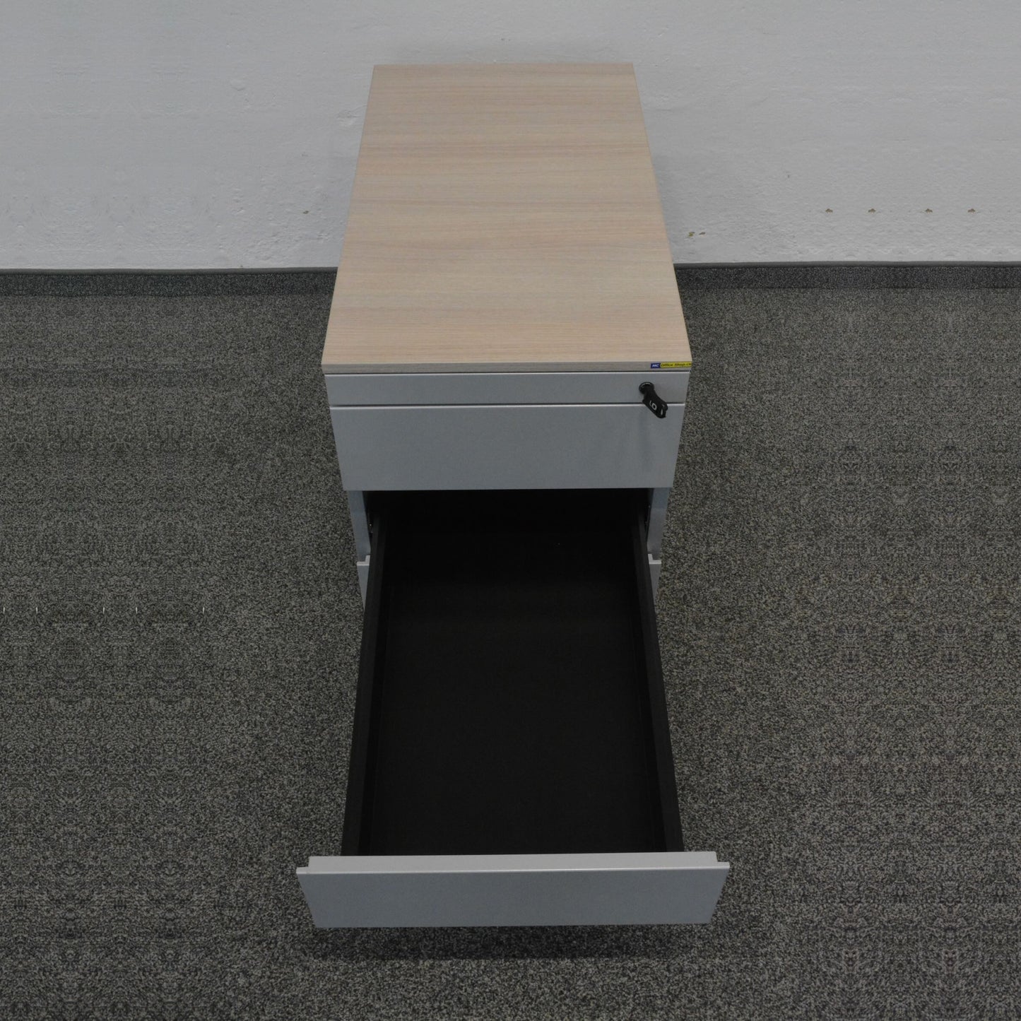 Steelcase Tenaro Roll-Korpus mit Schublade mitte offen