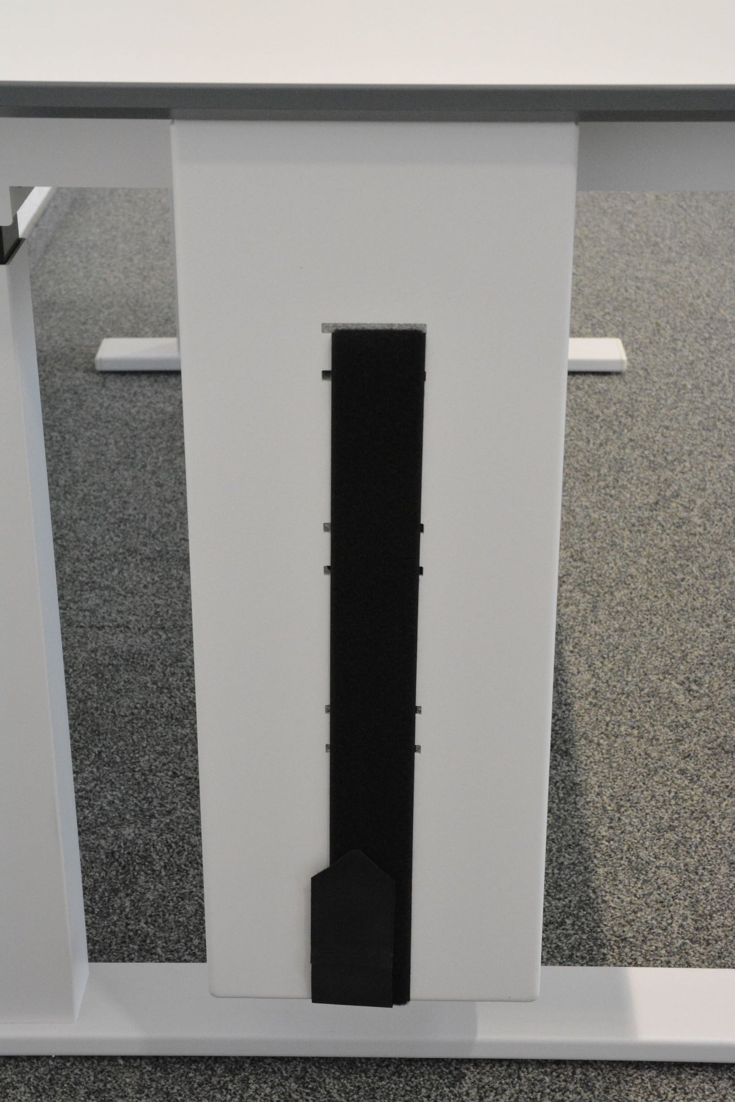 Lista Office CPU-Halter Detailbild Stoffband