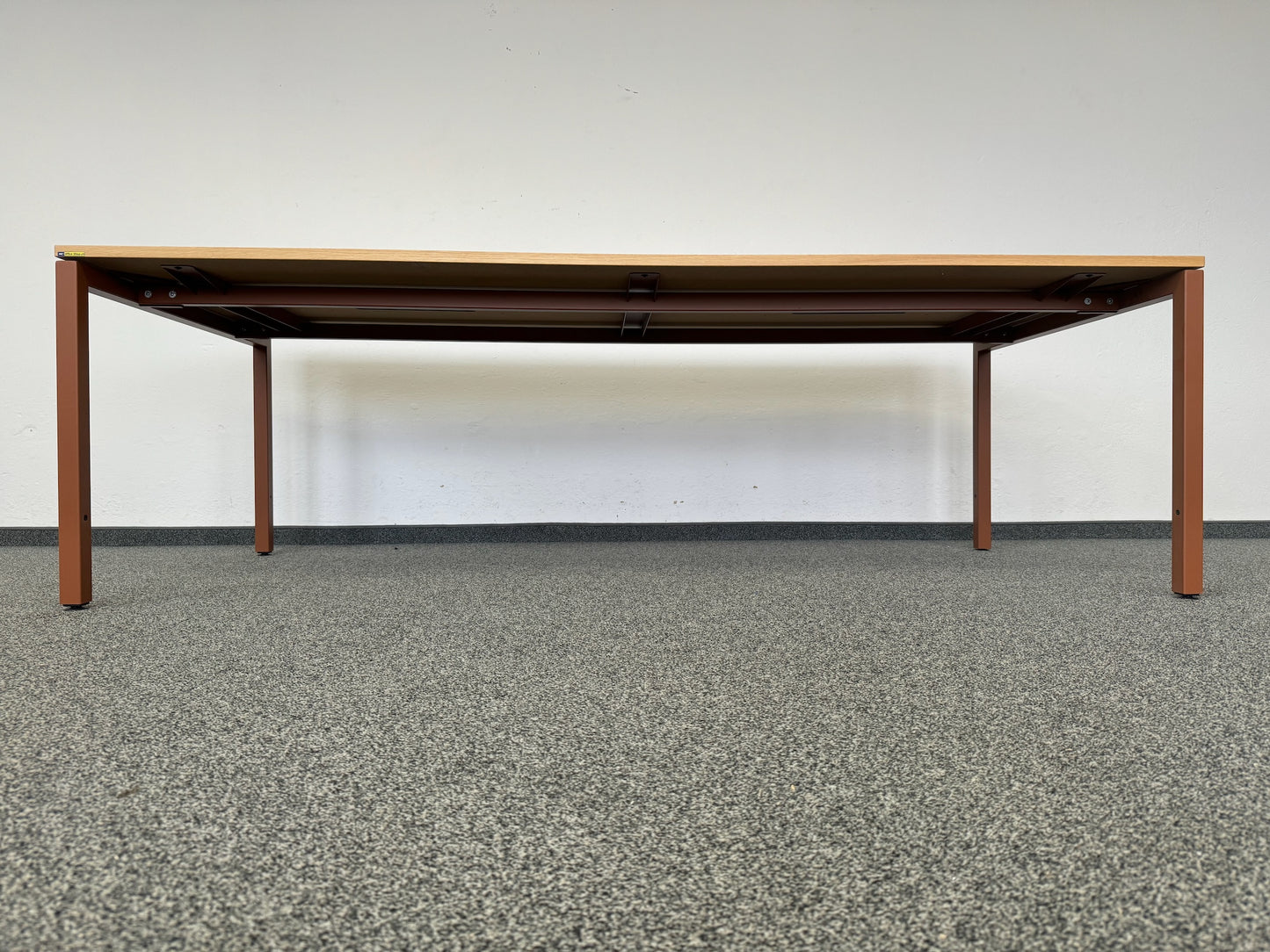 Lista Office Motion Sitzungstisch Ansicht von unten