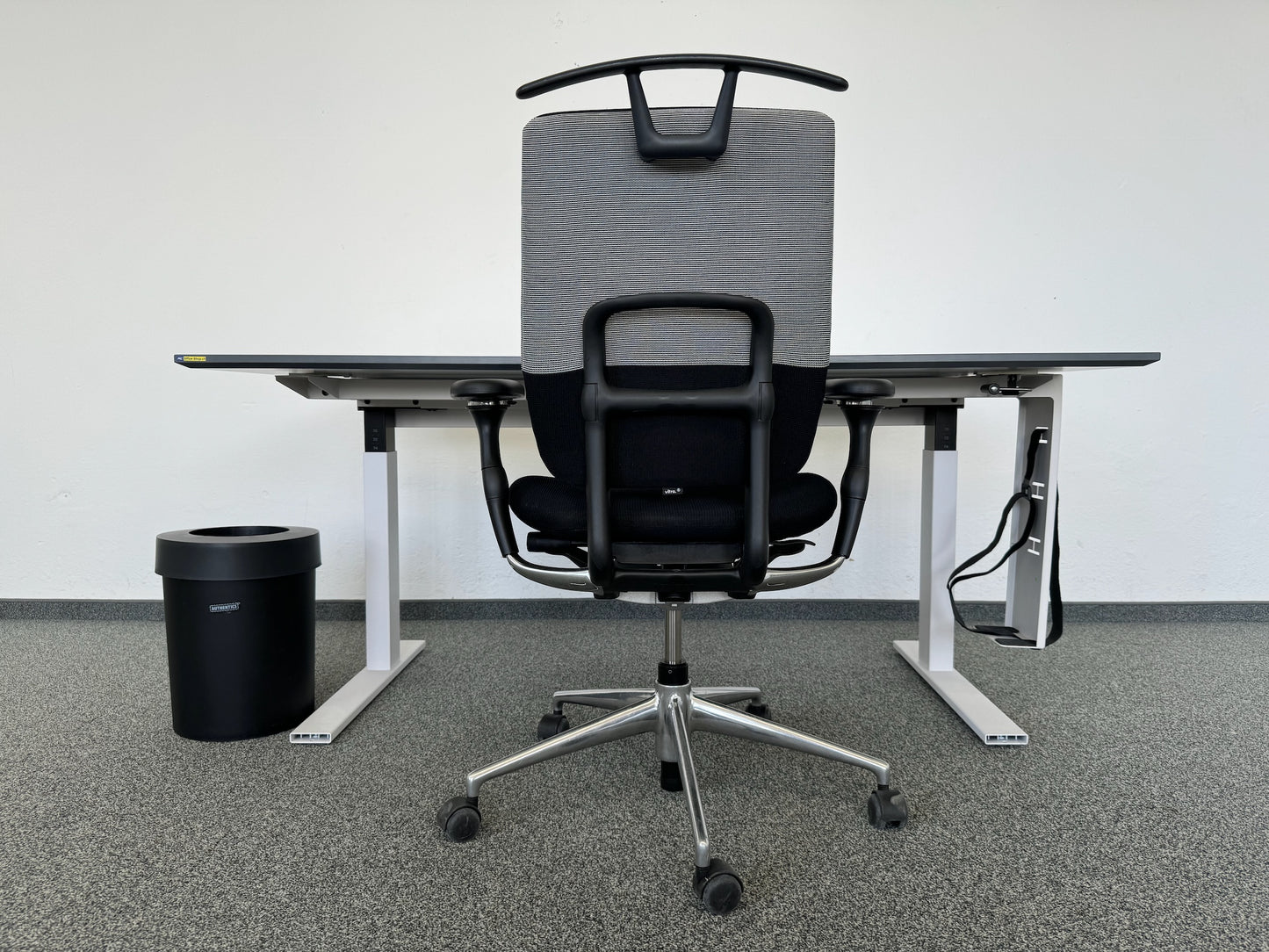 Lista Office LO Extend Schreibtisch von unten