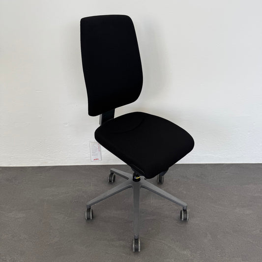 Giroflex G68 Bürodrehstuhl ohne Armlehnen