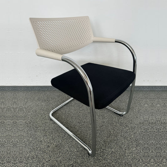 Vitra Visavis 2 Freischwinger mit Armlehnen