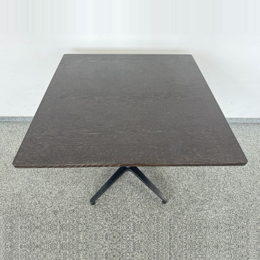 Vitra Bistro Table Spanplatte in Eichenfurnier