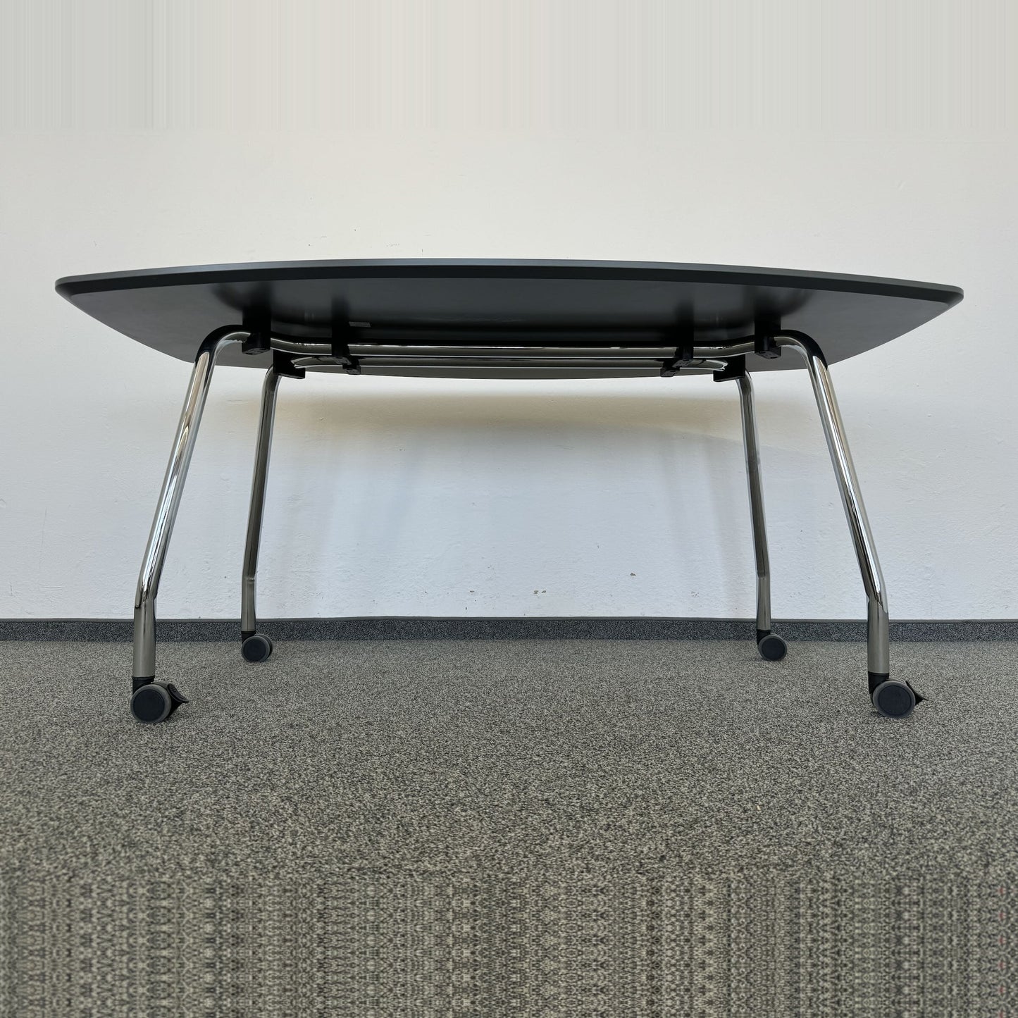 Lista Office Motion Roll-Sitzungstisch Ansicht von unten