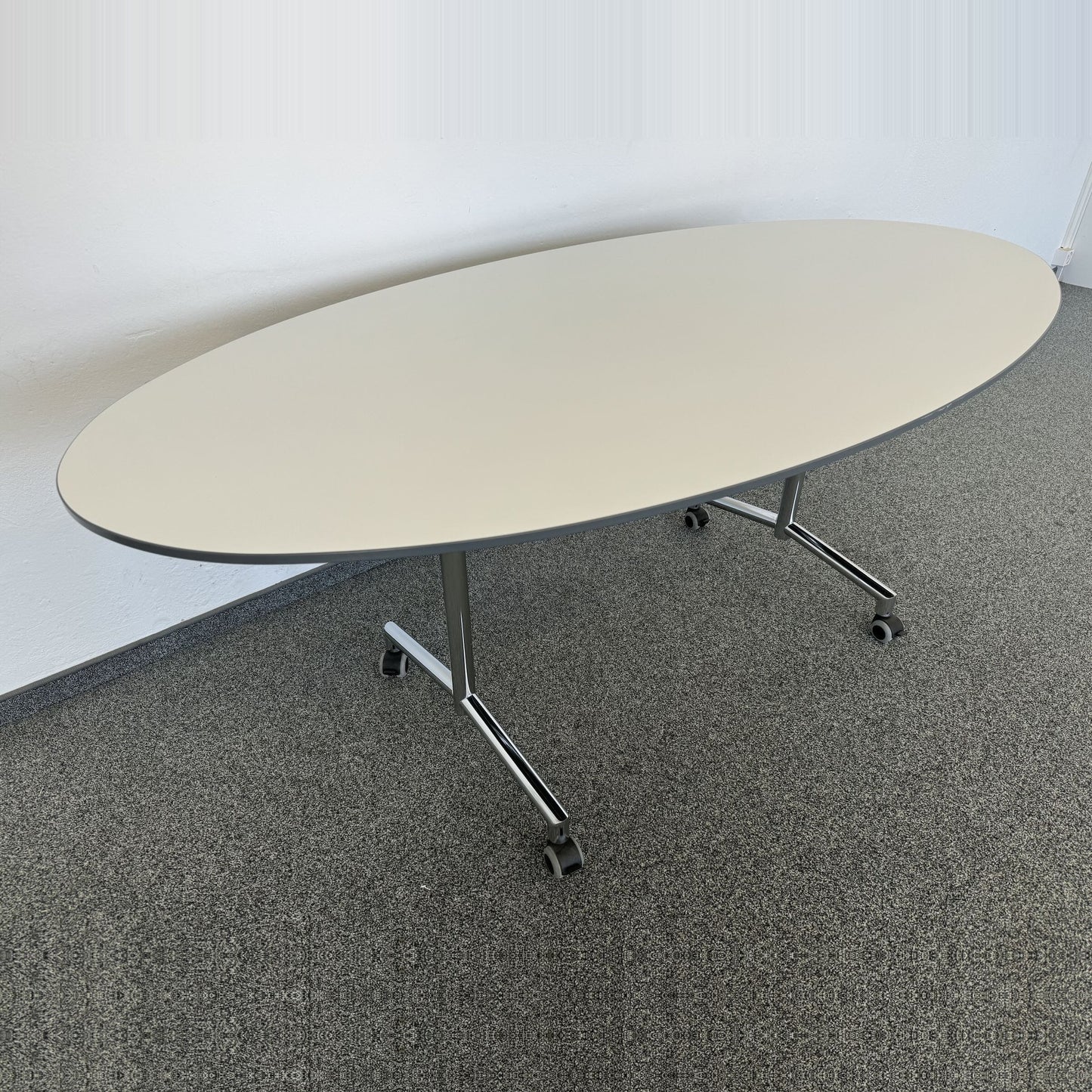 Lista Office Motion Roll-Sitzungstisch