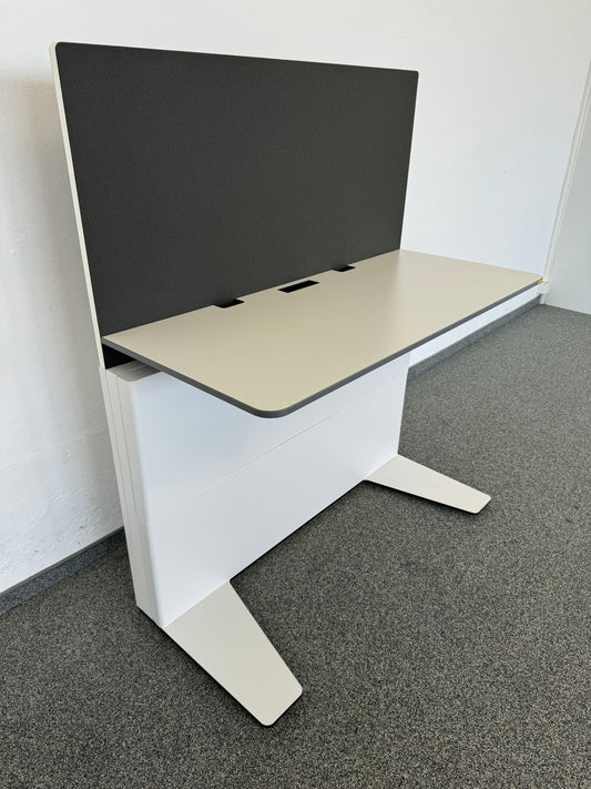 Lista Office Workstation Schreibtisch mit Akustikwand Antrazit