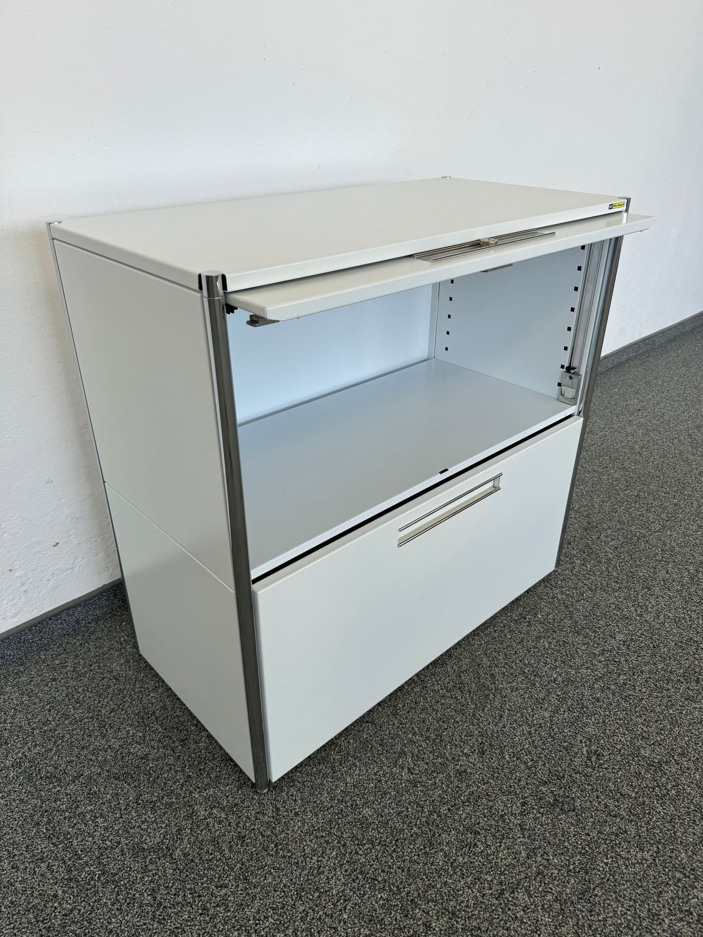 Ergodata step modul Kombination mit Klappe offen