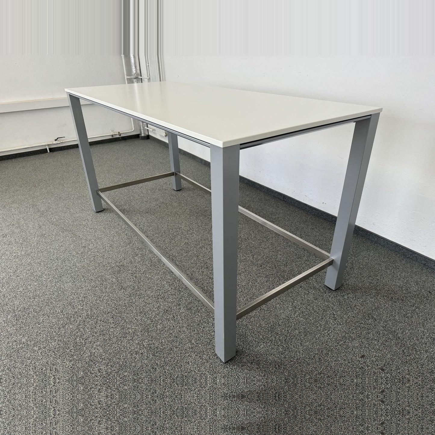 Sedus temptation Stehbartisch Ansicht von rechts
