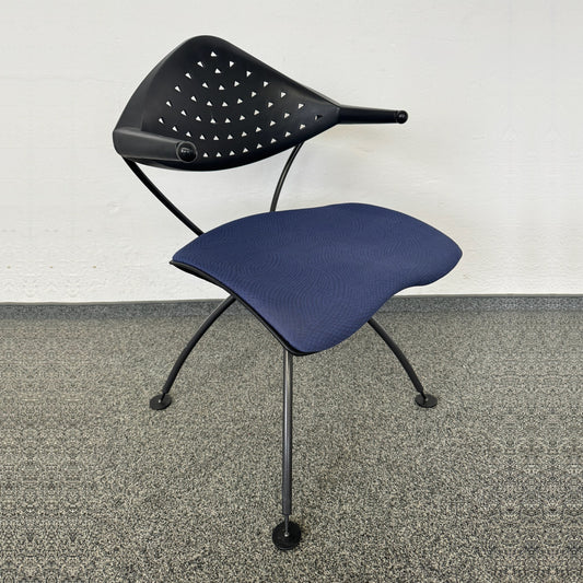 Sitag Vito Sitzungsstuhl mit Armlehnen