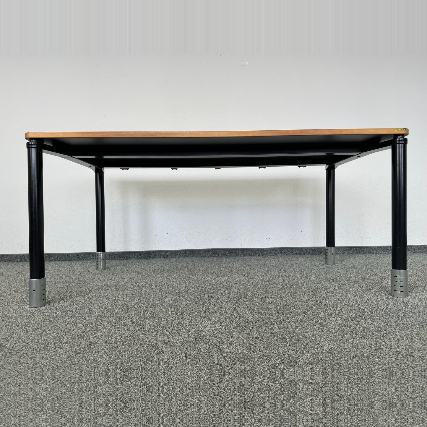 Steelcase Quadrino Sitzungstisch