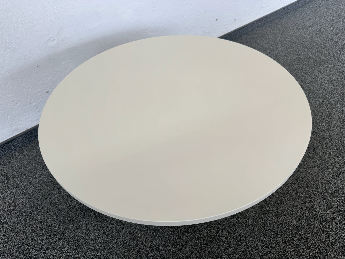 Net.Work.Place Lounge-Table Rund 700mm