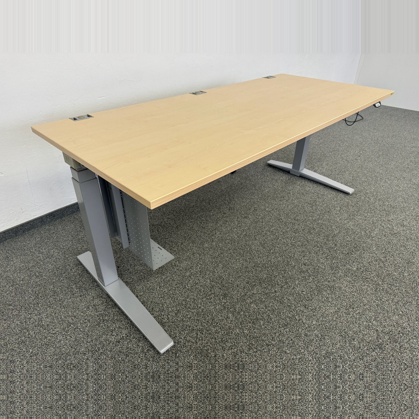 TALO.S Sitz-Steh-Schreibtisch mit CPU-Halter
